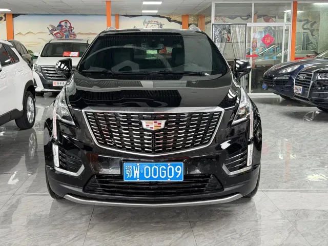 Cadillac XT5 — Фото автомобиля 2