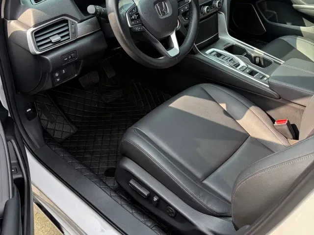 Honda Accord — Фото автомобиля 19