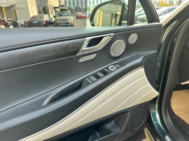 Genesis GV80 — Фото автомобиля 7