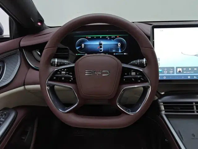 BYD Seal — Фото автомобиля 15