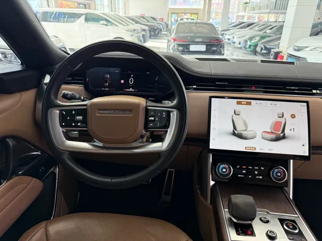 Land Rover Range Rover — Фото автомобиля 14