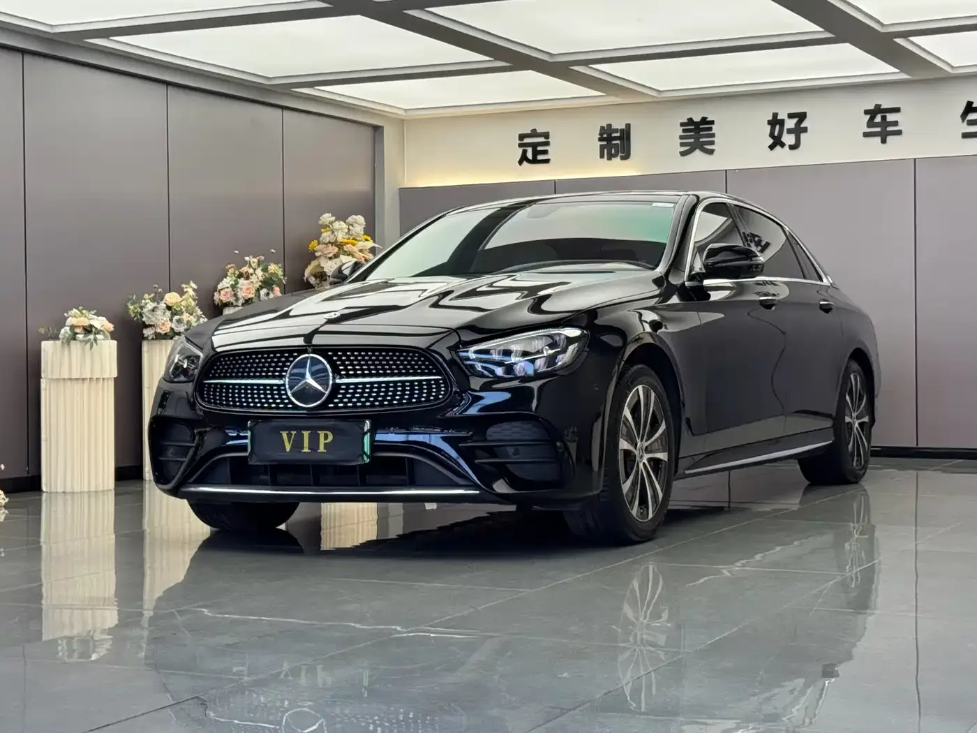 Фотография автомобиля — Mercedes-Benz E-Class