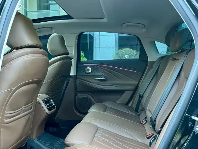 Chery Arrizo 8 — Фото автомобиля 6