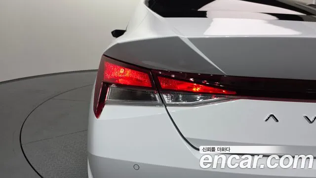 Hyundai Avante — Фото автомобиля 8
