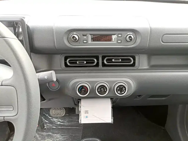 Wuling Zhiguang NEV — Фото автомобиля 12