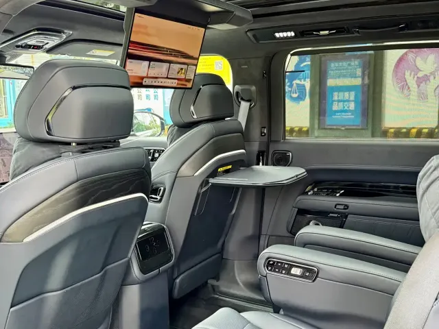 ZEEKR Zeekr 9X 2025 Standard Edition — Фото автомобиля 17