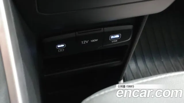 Hyundai Staria — Фото автомобиля 26