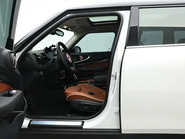 MINI Clubman — Фото автомобиля 16
