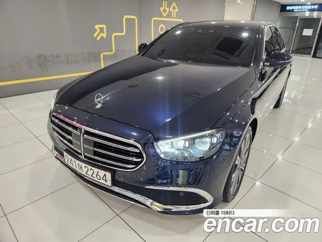Фотография автомобиля — Mercedes-Benz E-Class W213