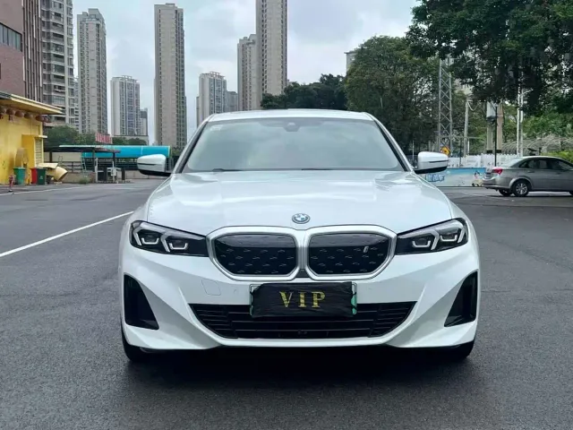 BMW i3 — Фото автомобиля 2
