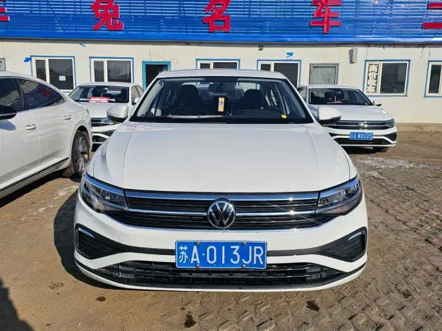 Volkswagen Bora — Фото автомобиля 3