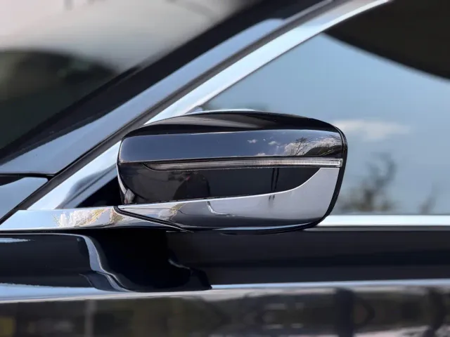 BMW 7 Series — Фото автомобиля 8