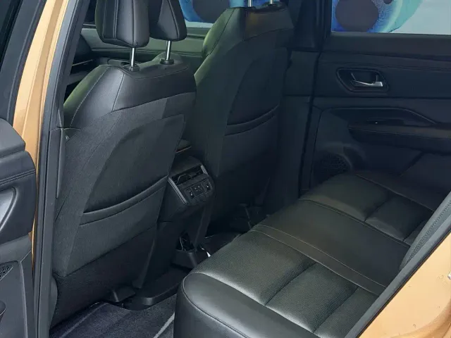 Nissan Ariya — Фото автомобиля 15