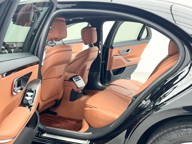Mercedes-Benz S-Class — Фото автомобиля 11