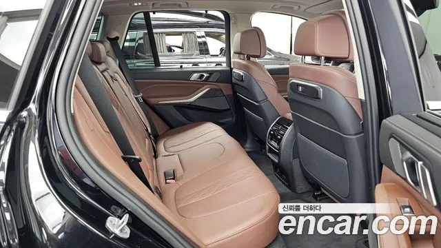 BMW X5 — Фото автомобиля 12