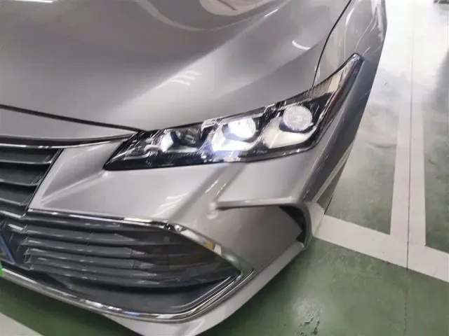 Toyota Avalon — Фото автомобиля 23
