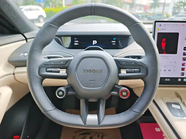 Xiaomi SU7 — Фото автомобиля 8