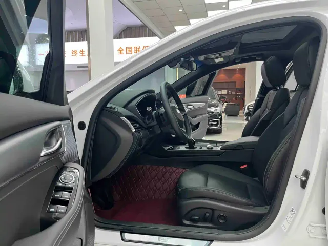 Cadillac CT5 — Фото автомобиля 9