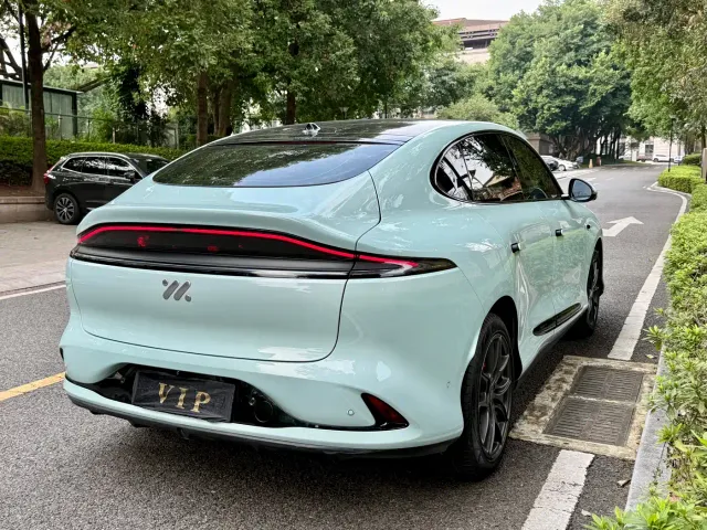IM Motors LS6 — Фото автомобиля 7