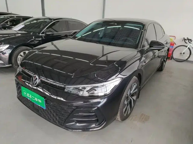 Фотография автомобиля — Volkswagen Passat