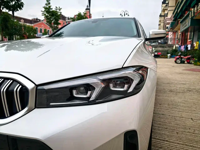 BMW 3 Series — Фото автомобиля 8