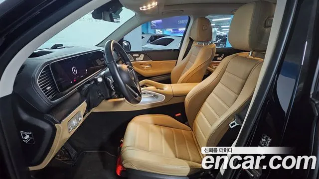 Mercedes-Benz GLE-Class — Фото автомобиля 11