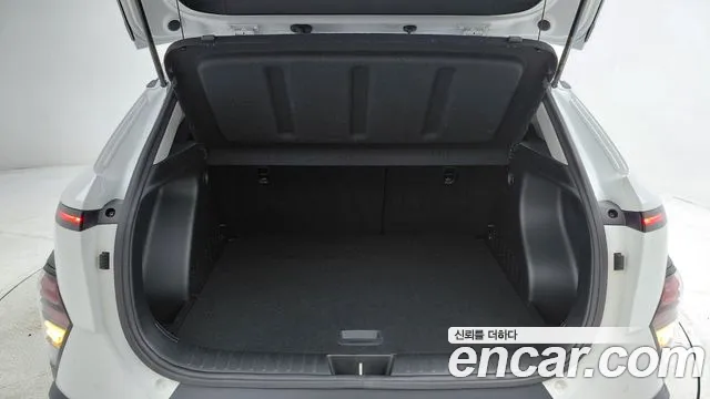 Hyundai Kona Kona (SX2) Бензин 1.6 турбо 2WD — Фото автомобиля 16