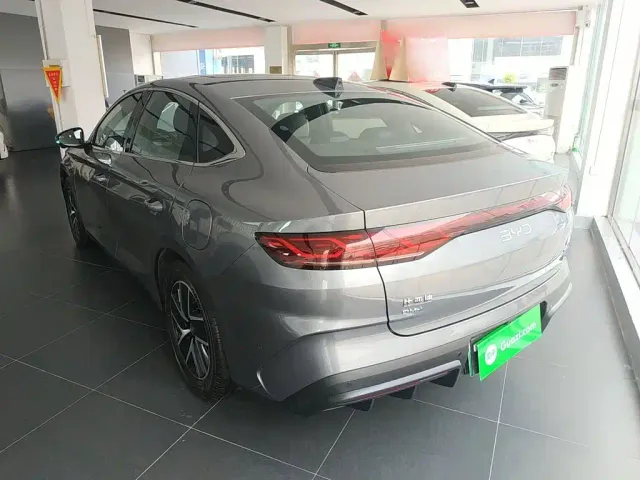 BYD Qin L — Фото автомобиля 22