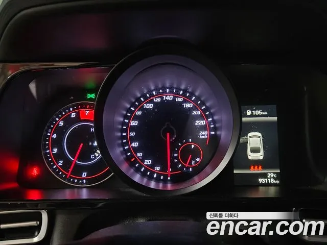Hyundai AVANTE Avante (CN7) — Фото автомобиля 11