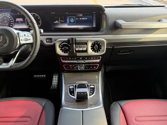 Mercedes-Benz G-Class — Фото автомобиля 11