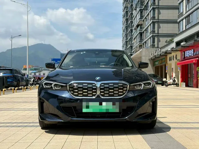 BMW i3 — Фото автомобиля 2
