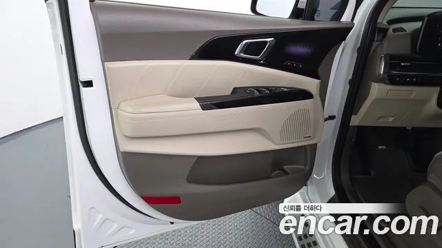 Kia Canival Carnival 4 поколение Дизель 7 мест Hi-Limousine — Фото автомобиля 24