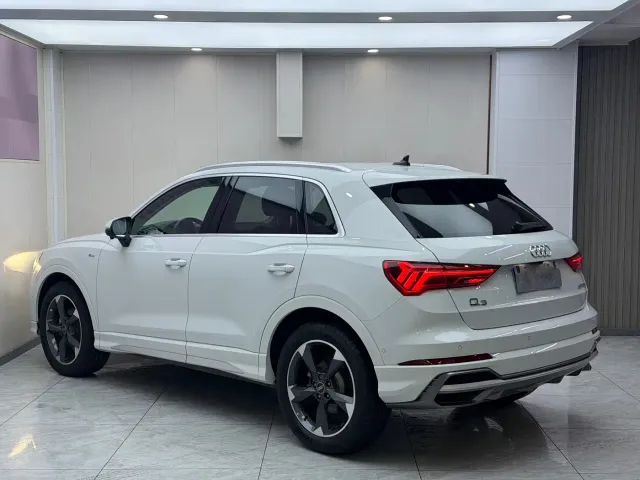 Audi Q3 — Фото автомобиля 6