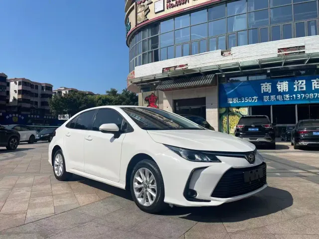 Toyota Corolla — Фото автомобиля 3