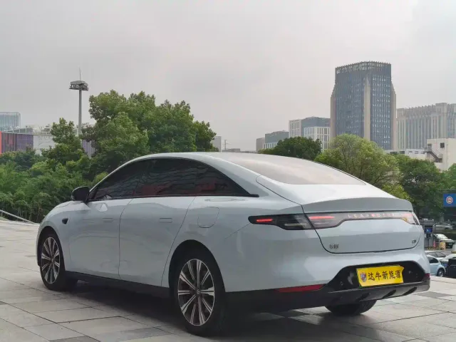 Leapmotor C01 — Фото автомобиля 4