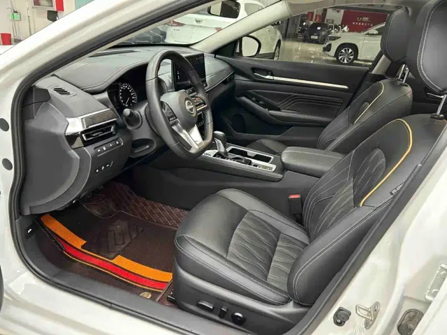 Nissan Teana — Фото автомобиля 16