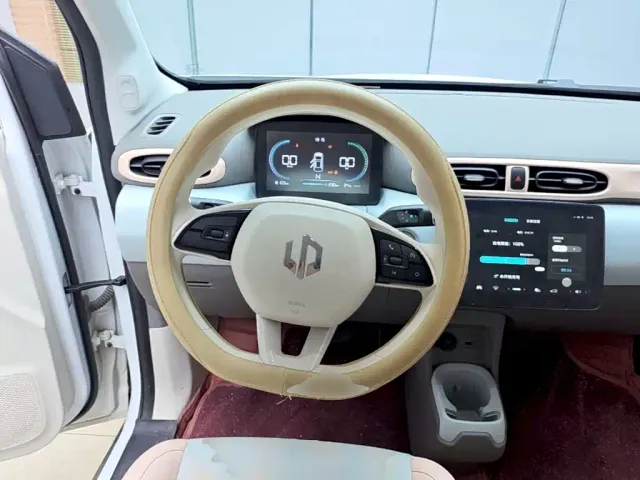 Leapmotor T03 — Фото автомобиля 10