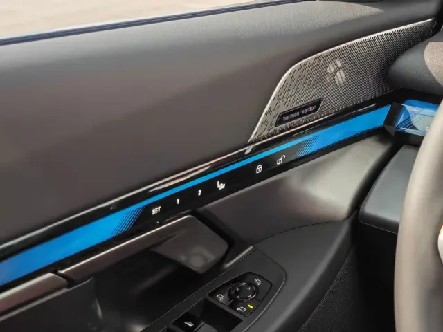 BMW 5 Series — Фото автомобиля 19