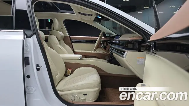 Hyundai Grandeur GN7 — Фото автомобиля 16