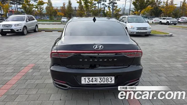 Hyundai Grandeur (New) Hybrid — Фото автомобиля 5