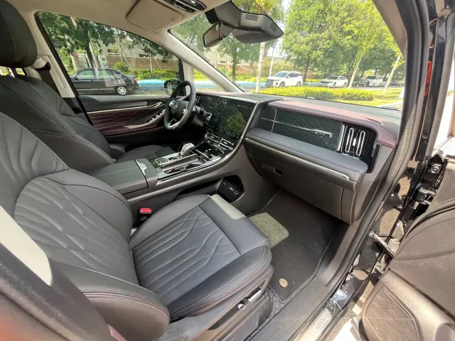 GAC Trumpchi M8 — Фото автомобиля 14