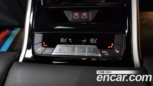 BMW 8 Series G15 — Фото автомобиля 18