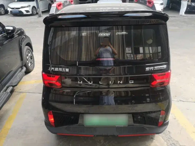 Wuling Hongguang Mini EV — Фото автомобиля 5