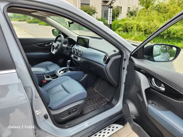 Nissan X-Trail — Фото автомобиля 6