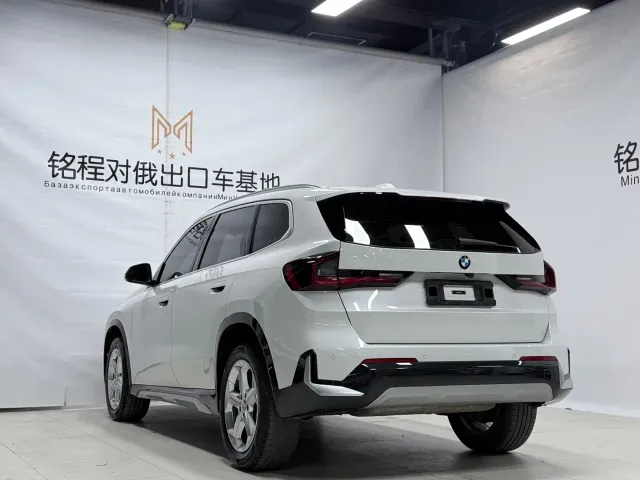 BMW X1 — Фото автомобиля 6