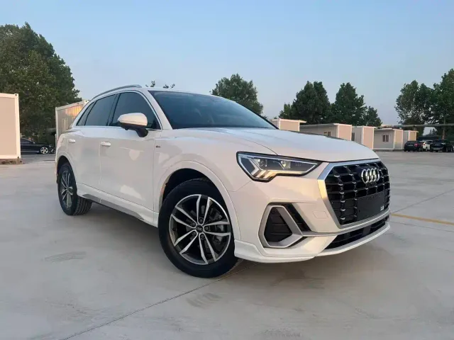 Audi Q3 — Фото автомобиля 3