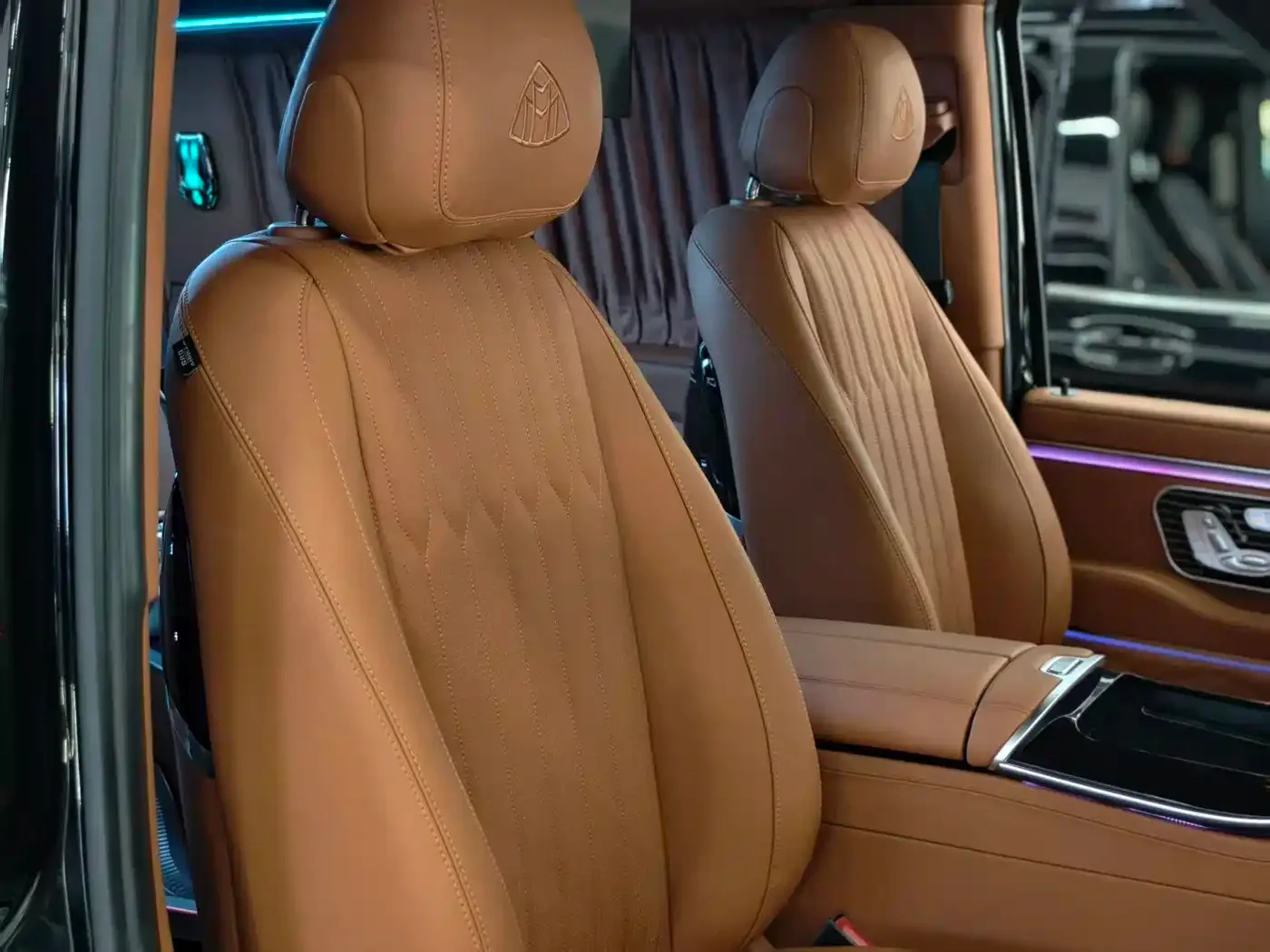 Mercedes-Benz Vito 2024 2.0T Elite Edition 7-Seater — Фото автомобиля 8