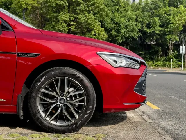 BYD Qin PLUS 2021 DM-i 120KM Flagship — Фото автомобиля 12