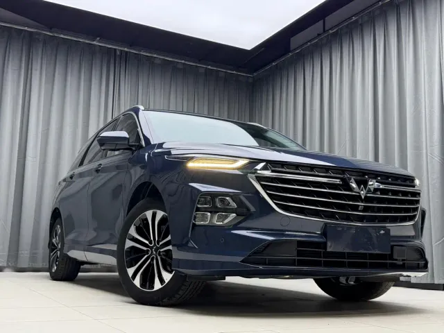 Wuling Victory — Фото автомобиля 3