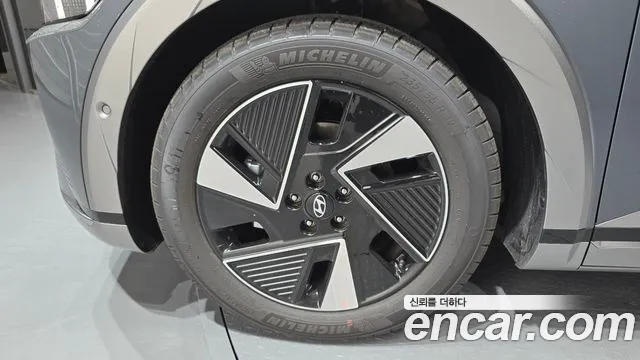 Hyundai Ioniq 5 — Фото автомобиля 5